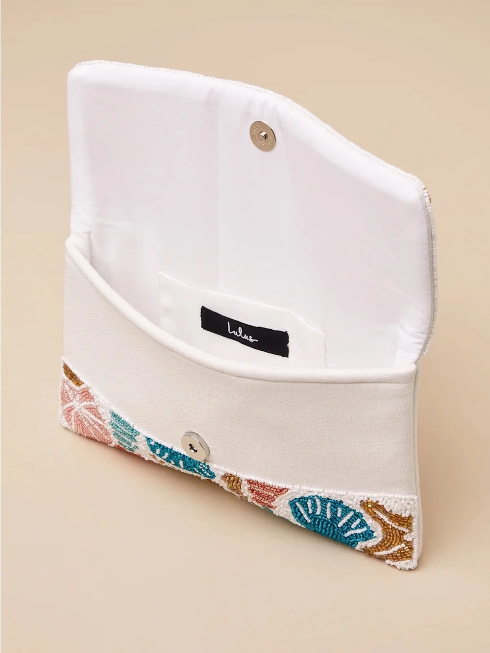 Beaded Seashell Clutch - White Multicolor